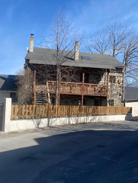 Appartement Avec Vue Et Jardin Formiguères Екстериор снимка